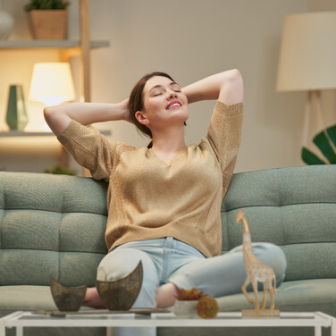 Relaxdays Weißer Couchtisch mit Glasplatte