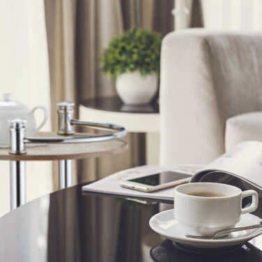 Relaxdays Servierwagen mit 2 Etagen